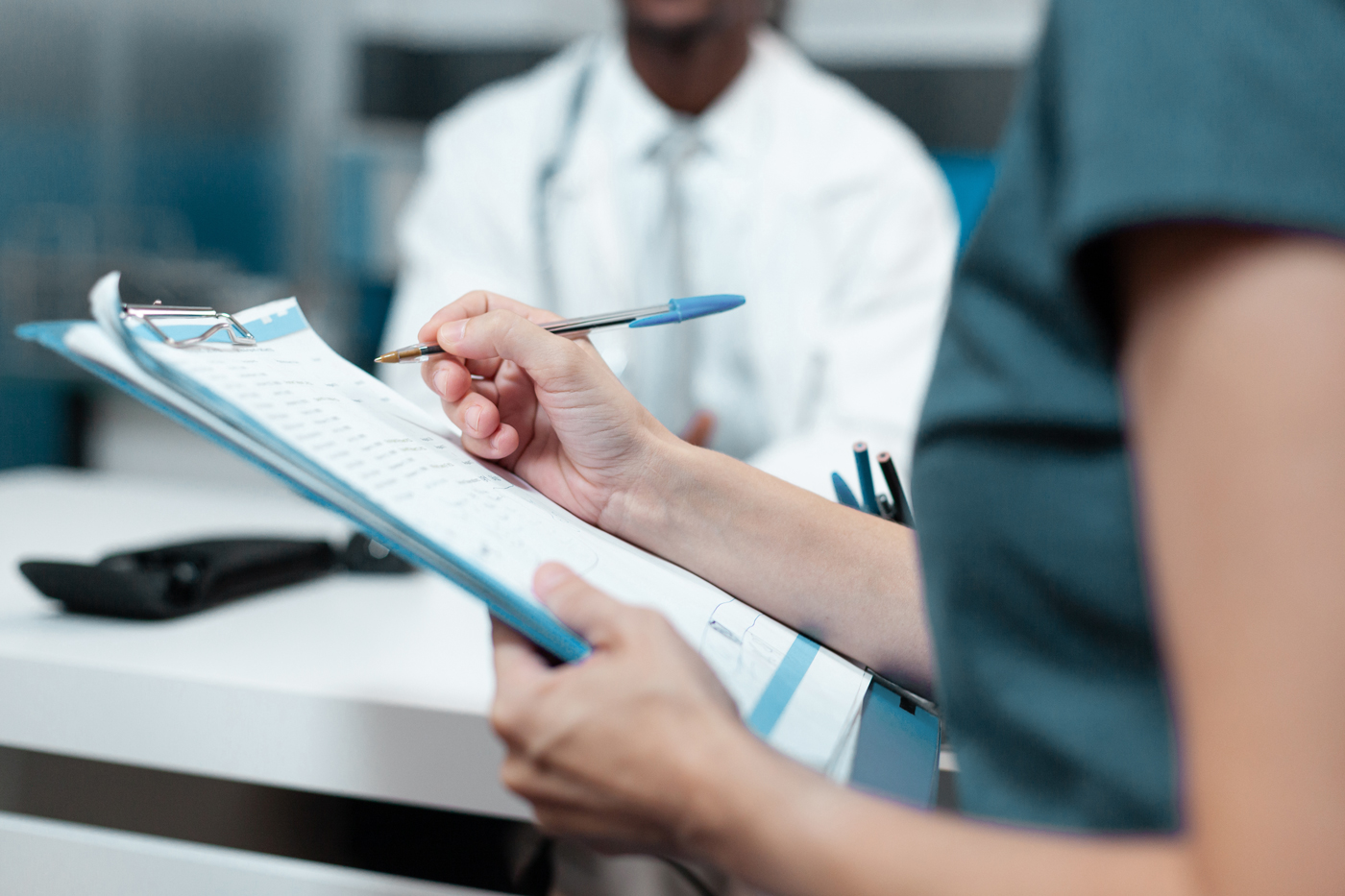 Exámenes de admisión y periódicos de revisión